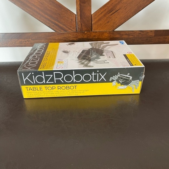 4M KidzRobotiz table top robot brand new in box - Picture 3 of 9